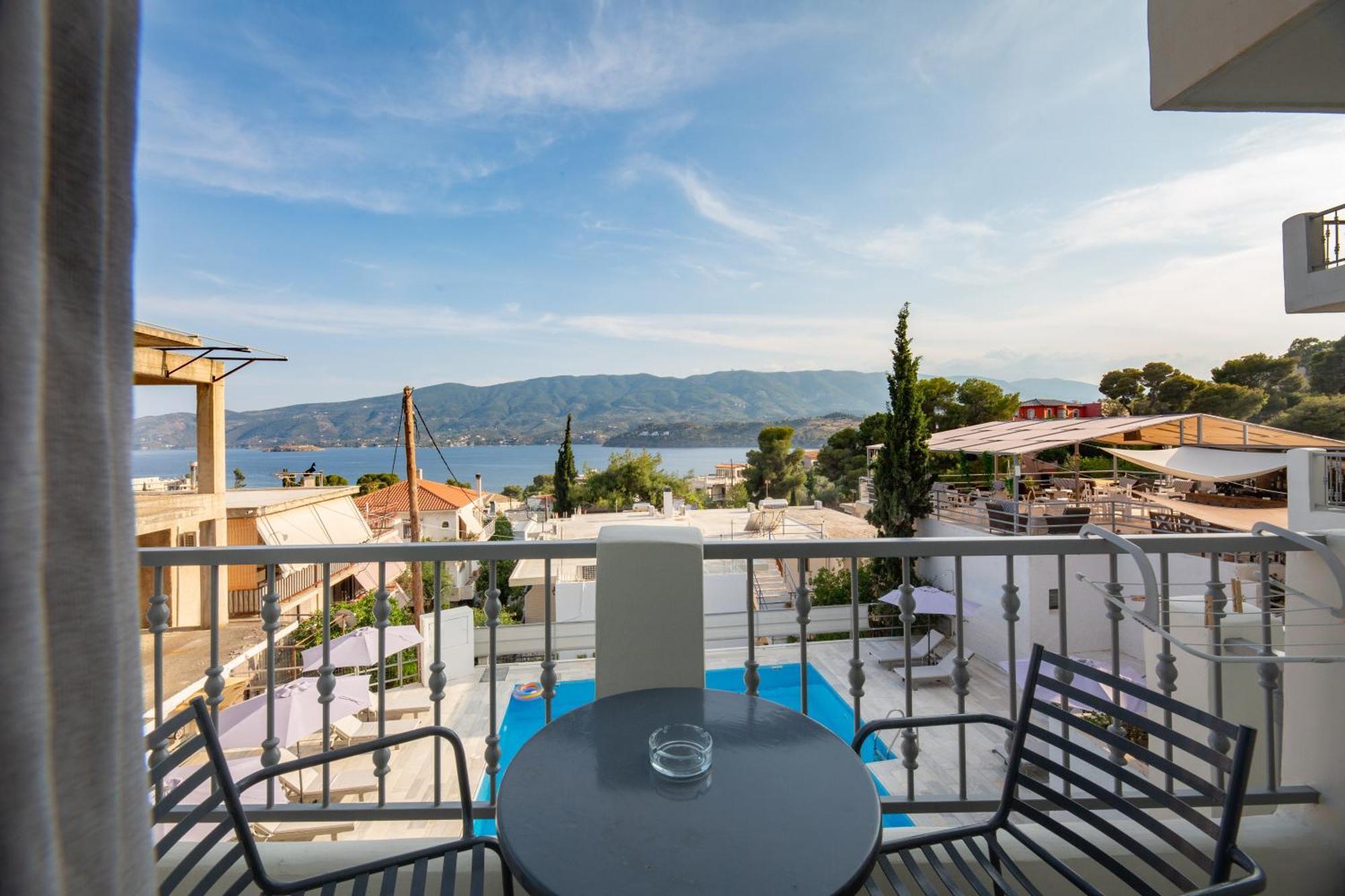 Evita'S Resort Poros Town Exterior photo